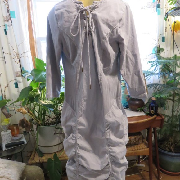 Light grey XCVI ruched tie neck dress - size large - great condition - Picture 7 of 7